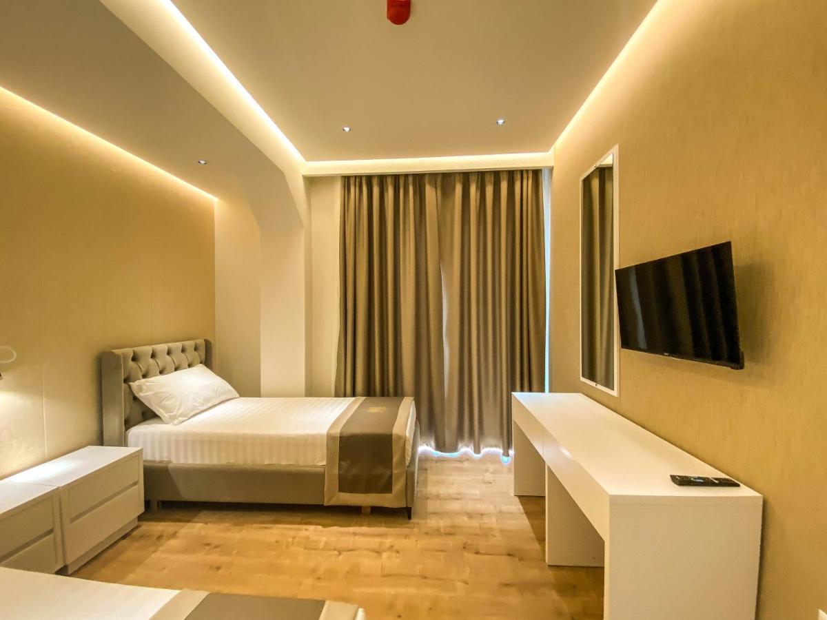Red Hill Hotel Tirana Zewnętrze zdjęcie