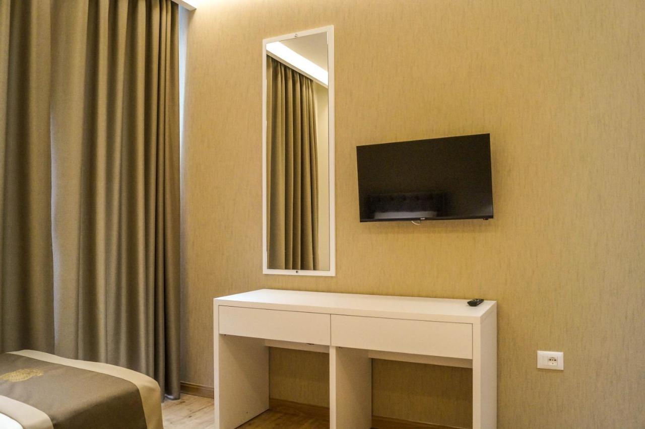 Red Hill Hotel Tirana Zewnętrze zdjęcie