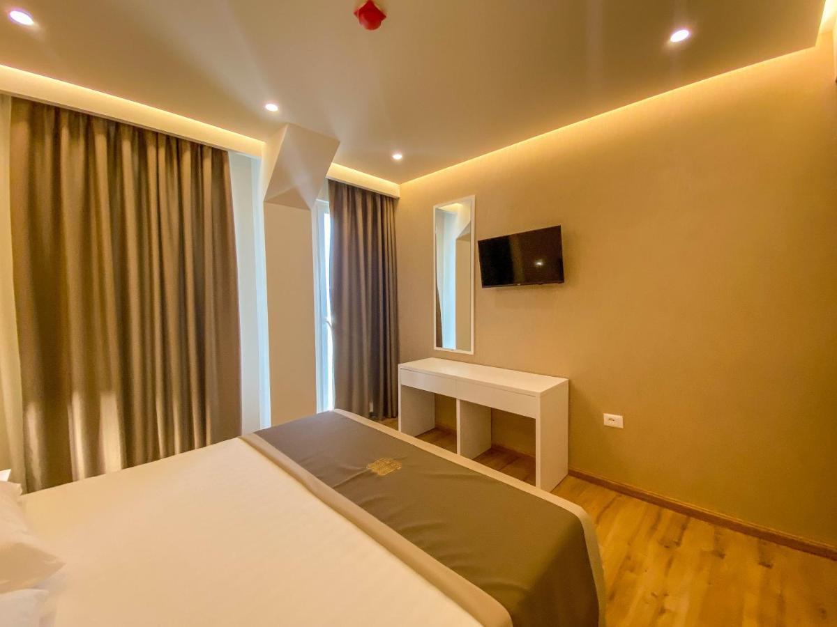 Red Hill Hotel Tirana Zewnętrze zdjęcie